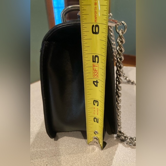 Excellent like new condition Rebecca Minkoff large, black, chevron crossbody - Picture 8 of 10